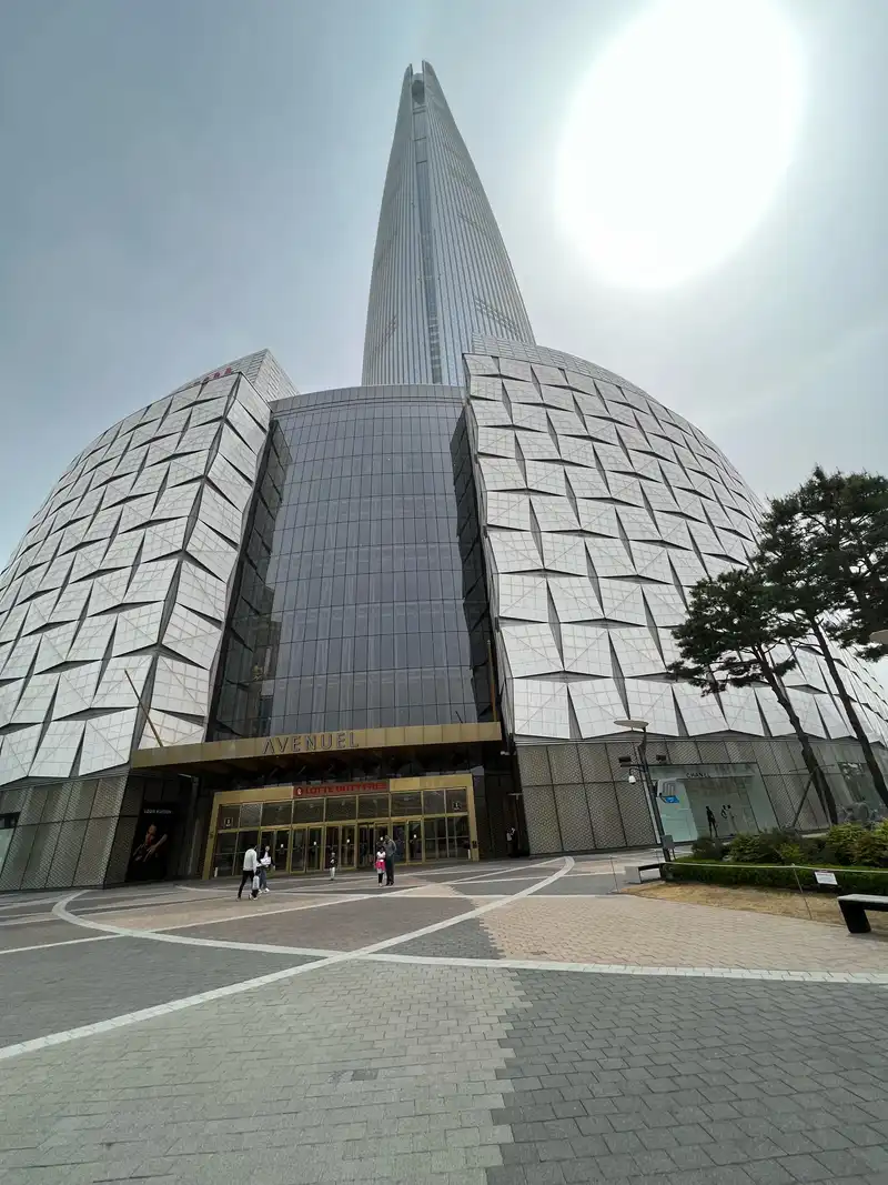 The Lotte World Tower is 1,821ft tall making it the 6th tallest tower in the world.