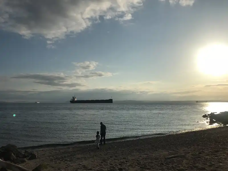 Evening stroll along one of the beaches lining the Elliot Bay Trail